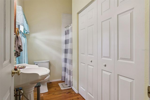 8006 N TEMPLE PLACE, Tampa, FL 33617