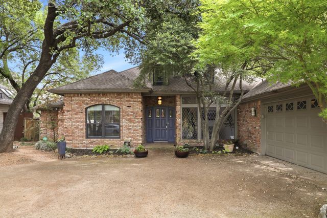 8710 Sanshire Avenue, Dallas, TX 75231