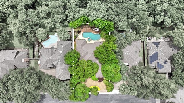 8710 Sanshire Avenue, Dallas, TX 75231