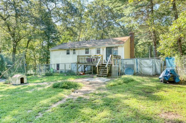 25 Ridgewood Road, Willington, CT 06279