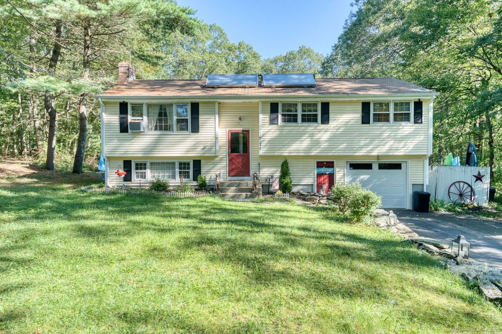 25 Ridgewood Road, Willington, CT 06279