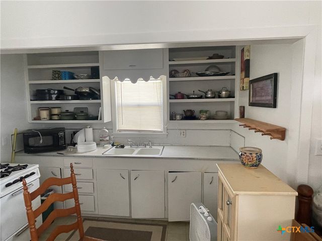 219 Bayshore Drive, Palacios, TX 77465