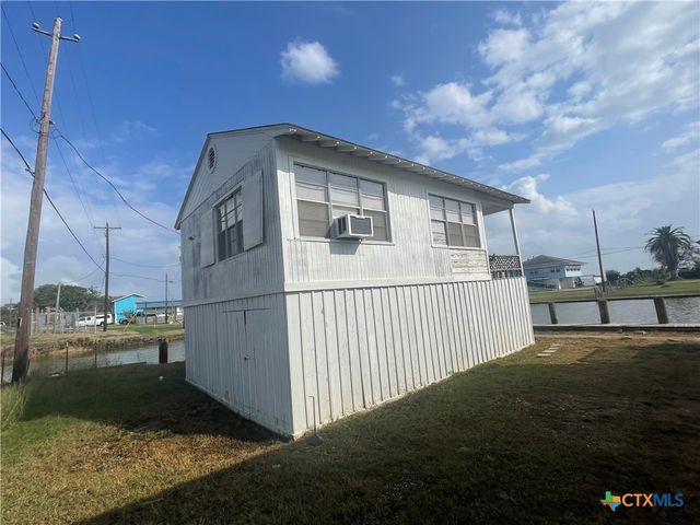 219 Bayshore Drive, Palacios, TX 77465