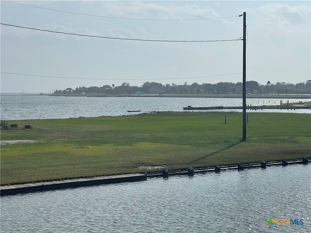219 Bayshore Drive, Palacios, TX 77465