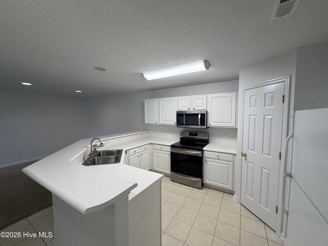 5010 Hunters Trail Unit 13, Wilmington, NC 28405