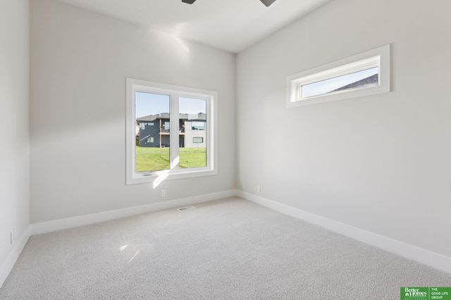 21056 Joseph Street, Elkhorn, NE 68022