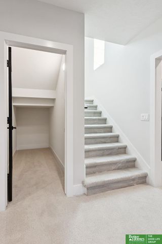 21056 Joseph Street, Elkhorn, NE 68022