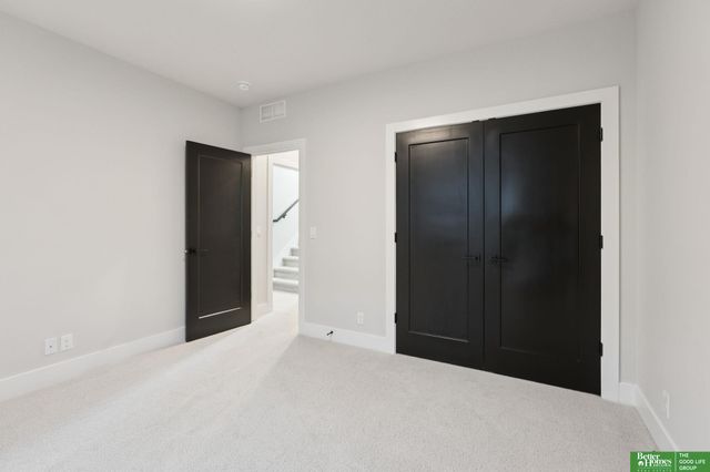 21056 Joseph Street, Elkhorn, NE 68022