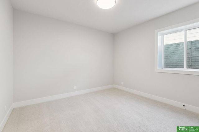 21056 Joseph Street, Elkhorn, NE 68022