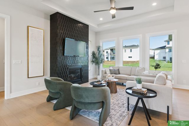 21056 Joseph Street, Elkhorn, NE 68022