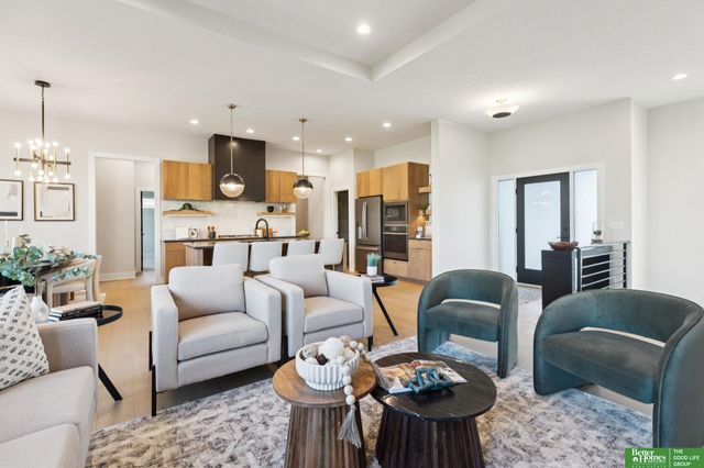 21056 Joseph Street, Elkhorn, NE 68022