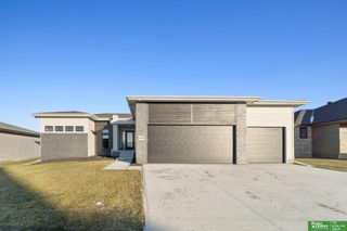 21056 Joseph Street, Elkhorn, NE 68022