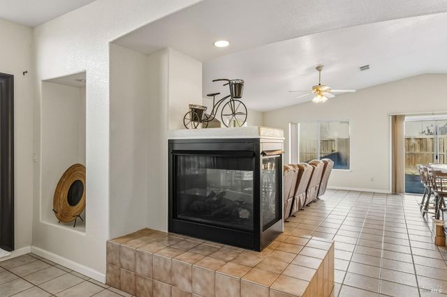 6996 Mortara Ct, Vallejo, CA 94591