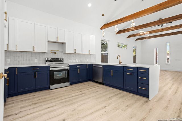 1126 Paso Hondo, San Antonio, TX 78202