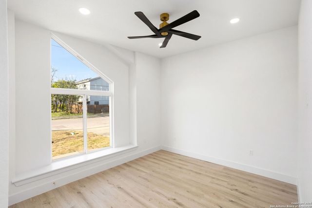 1126 Paso Hondo, San Antonio, TX 78202
