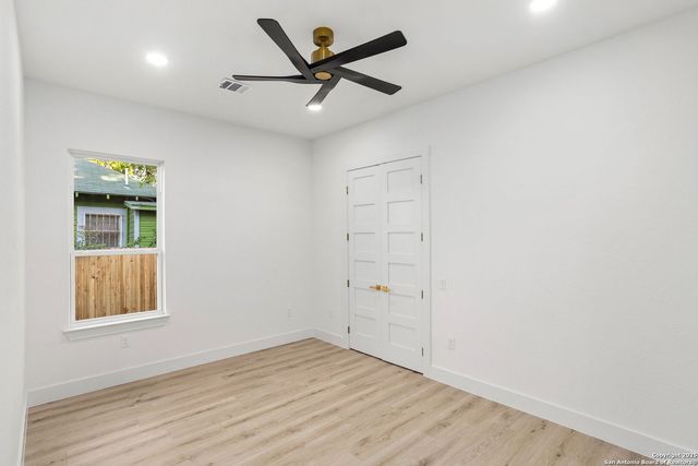 1126 Paso Hondo, San Antonio, TX 78202