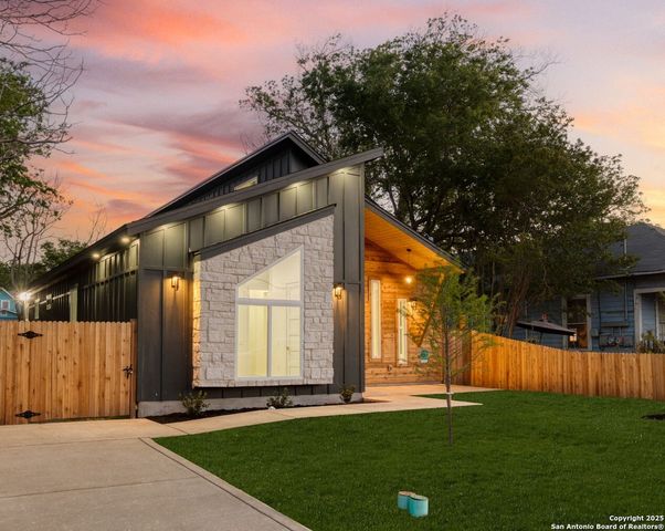 1126 Paso Hondo, San Antonio, TX 78202