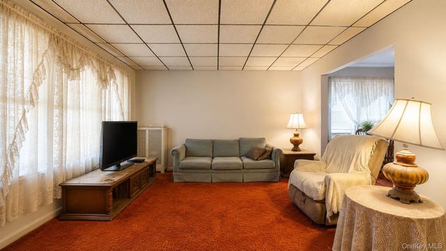91-20 87 Street, Woodhaven, NY 11421