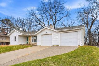 4015 Wayzata Boulevard, Golden Valley, MN 55416