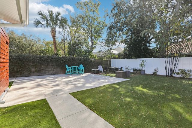 4204 W JETTON AVENUE, Tampa, FL 33629