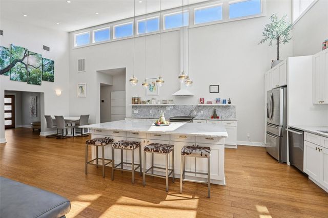 4204 W JETTON AVENUE, Tampa, FL 33629