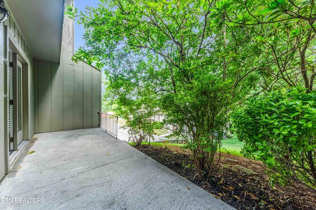 8707 Olde Colony Tr 13, Knoxville, TN 37923