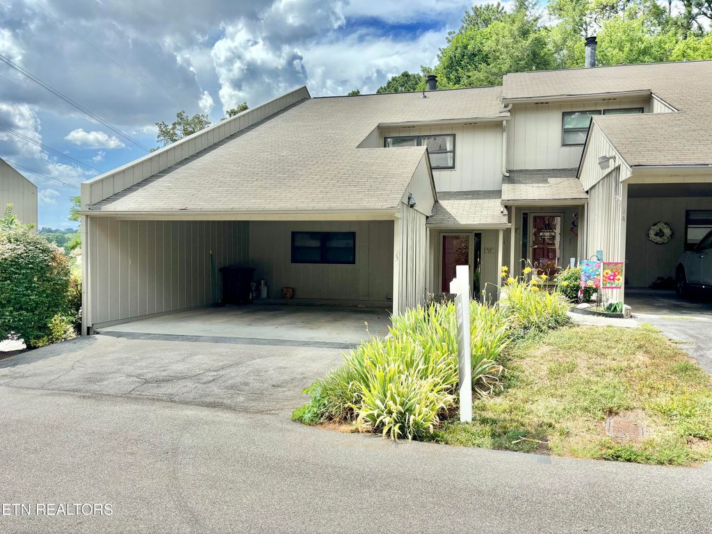 8707 Olde Colony Tr 13, Knoxville, TN 37923