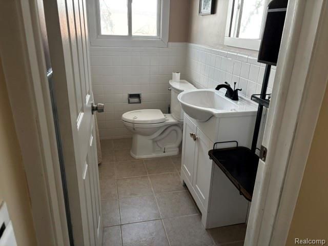 1689 Gregory Avenue, Lincoln Park, MI 48146