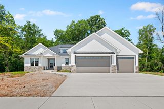 3299 EVENING STAR DRIVE, Green Bay, WI 54311