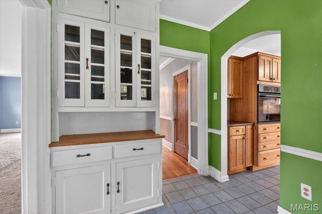 7222 Maryland Avenue, St Louis, MO 63130