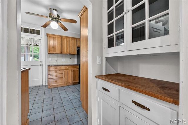 7222 Maryland Avenue, St Louis, MO 63130