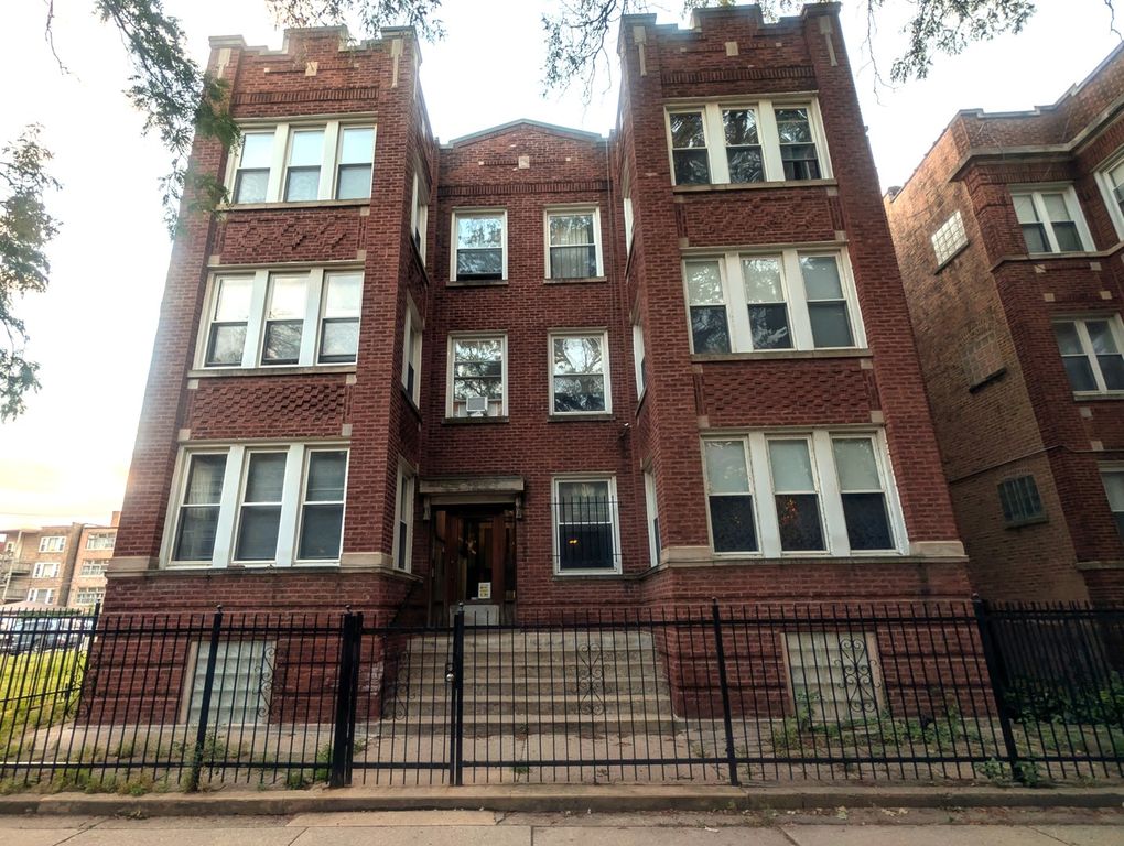 6730 S Ridgeland Avenue 1, Chicago, IL 60649
