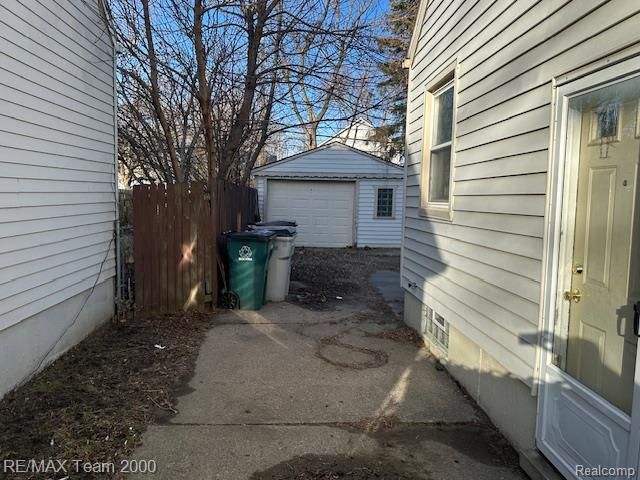 23345 Tawas Avenue, Hazel Park, MI 48030