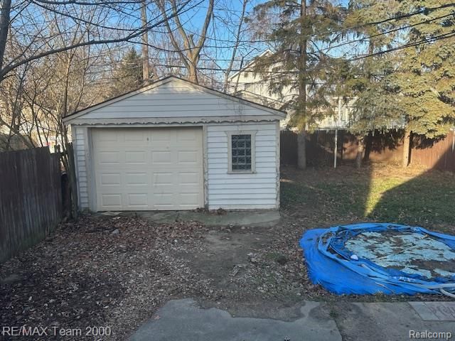 23345 Tawas Avenue, Hazel Park, MI 48030