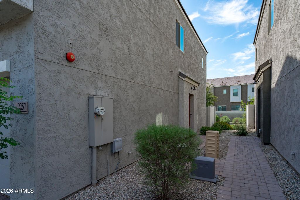 2257 W ECHO Lane, Phoenix, AZ 85021 — photo 3