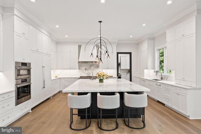 825 WHANN AVE, Mclean, VA 22101