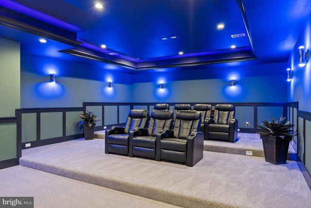 825 WHANN AVE, Mclean, VA 22101