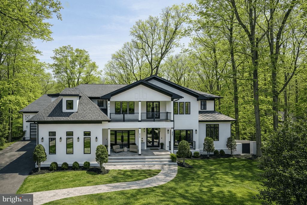 825 WHANN AVE, Mclean, VA 22101