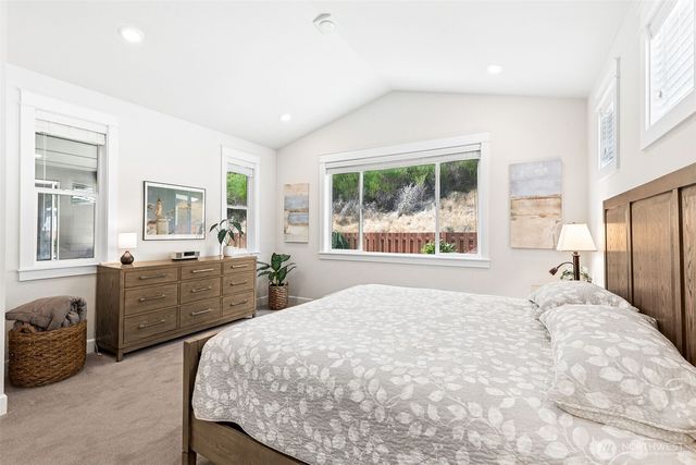 3111 Arrowroot Loop SE, Olympia, WA 98513