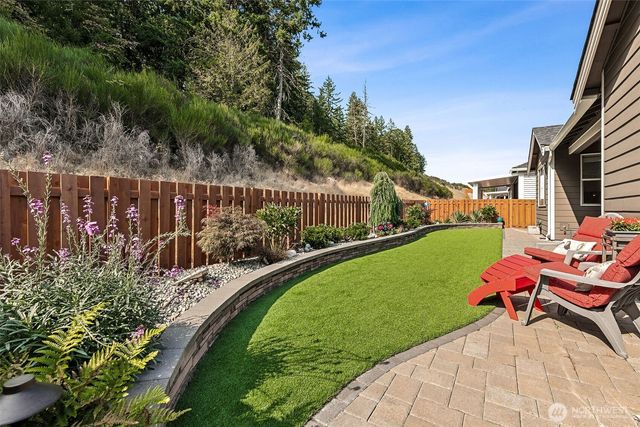 3111 Arrowroot Loop SE, Olympia, WA 98513