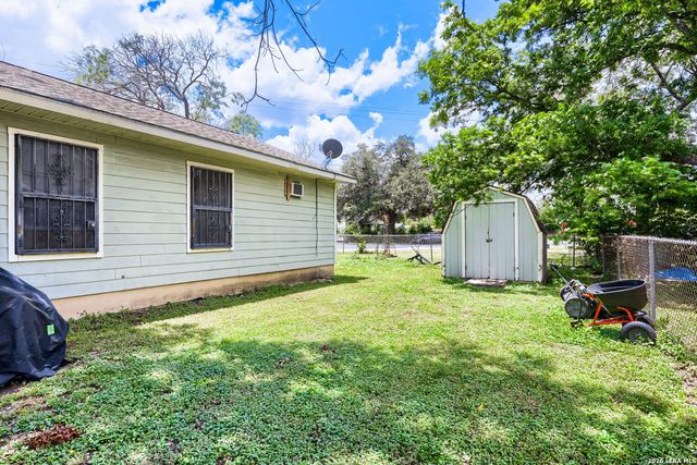 623 CLARK AVE, San Antonio, TX 78210