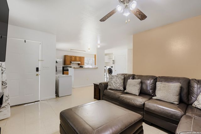 623 CLARK AVE, San Antonio, TX 78210