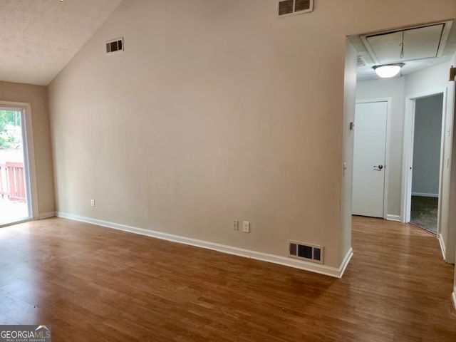 1367 Fairview Trail, Lawrenceville, GA 30043