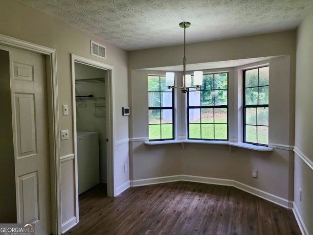 1367 Fairview Trail, Lawrenceville, GA 30043