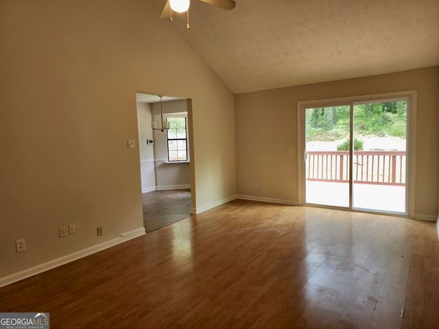 1367 Fairview Trail, Lawrenceville, GA 30043