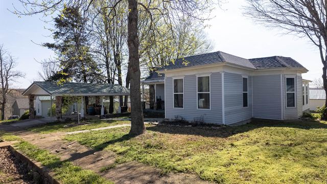 213 Arch, Thayer, MO 65791