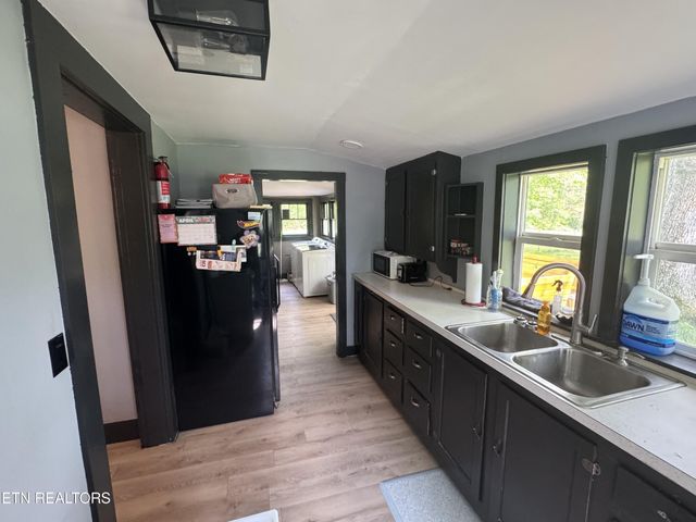 1136 Highway 70 E, Crossville, TN 38555