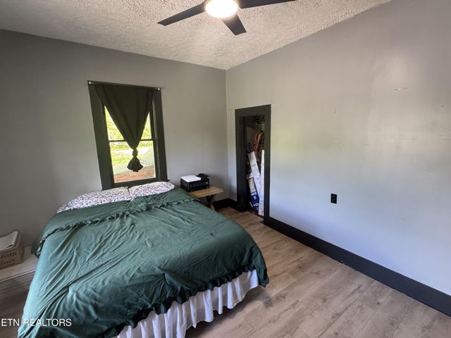 1136 Highway 70 E, Crossville, TN 38555