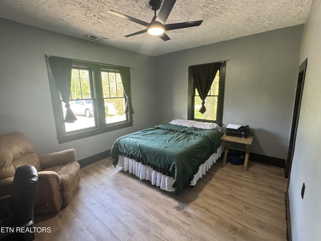 1136 Highway 70 E, Crossville, TN 38555