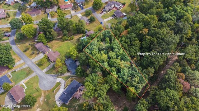 7406 Chant Ct, Louisville, KY 40214